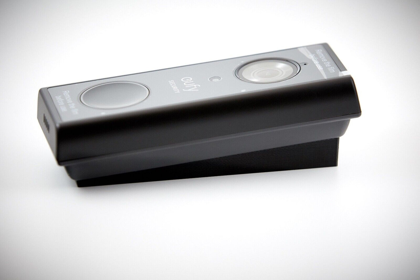 E8210 Eufy vertical wedge for battery-powered video doorbell (5.5° incline)